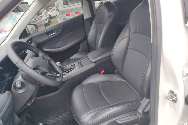 Used Roewe i5 2023 1.5L CVT Luxury Edition Left Front Seat