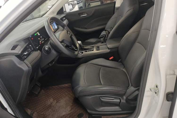 Used Roewe i5 2023 1.5L CVT Luxury Edition Left Front Seat