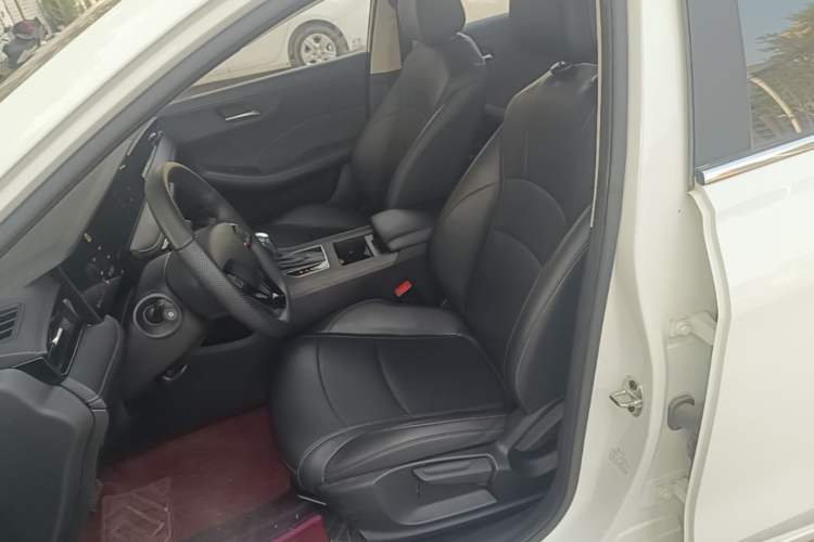 Used Roewe i5 2023 1.5L CVT Luxury Edition Left Front Seat