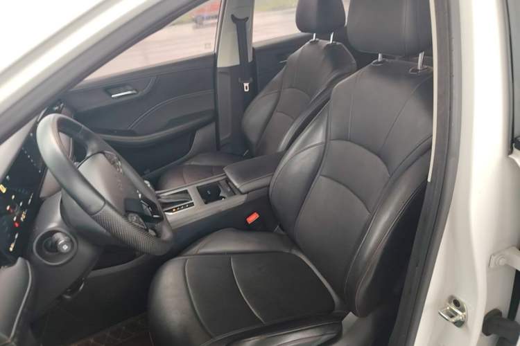 Used Roewe i5 2023 1.5L CVT Flagship Edition Left Front Seat