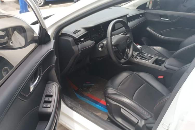 Used Roewe i5 2023 1.5L CVT Luxury Edition Left Front Seat