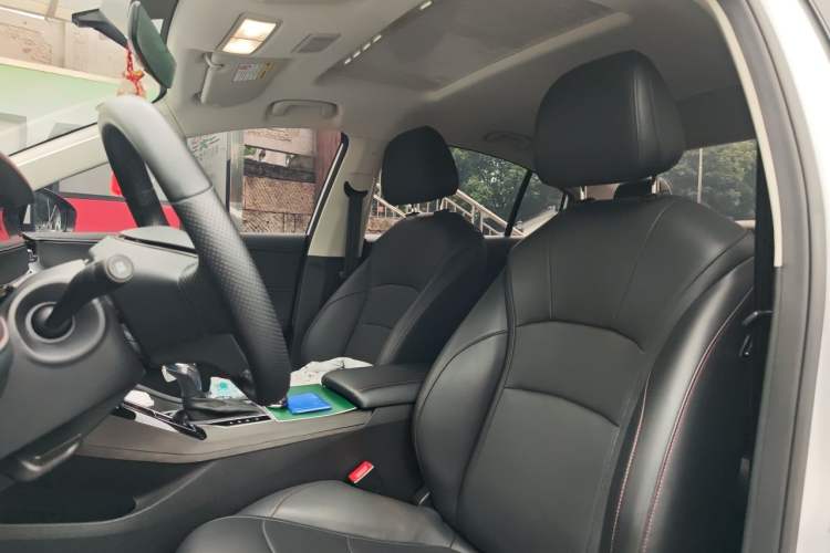 Used Roewe i5 2023 1.5L CVT Luxury Edition Left Front Seat