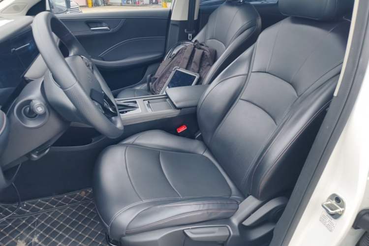 Used Roewe i5 2023 1.5L CVT Luxury Edition Left Front Seat