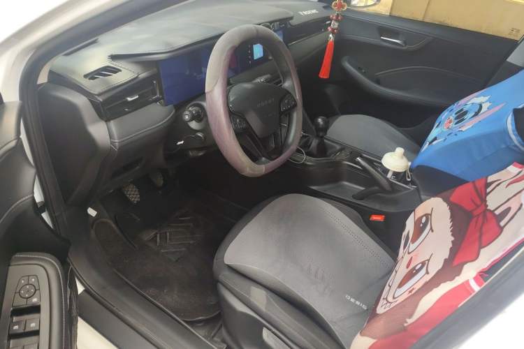 Used Roewe i5 2023 1.5L Manual Comfort Edition Left Front Seat