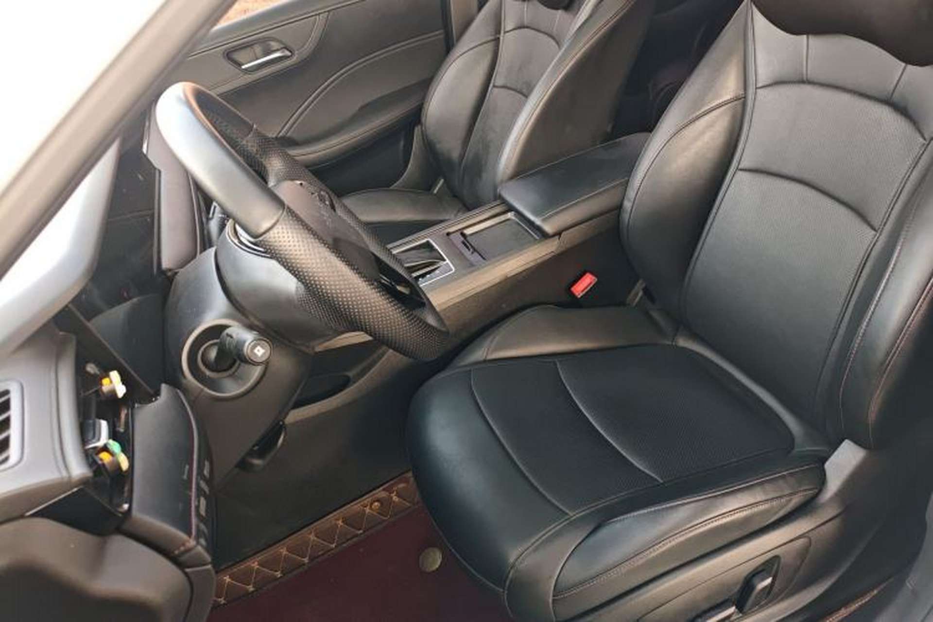 Used Roewe i5 2023 1.5L CVT Flagship Edition Left Front Seat