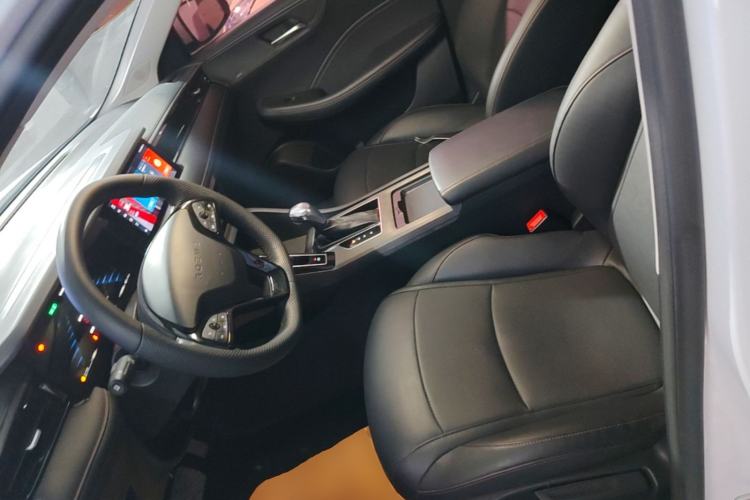 Used Roewe i5 2023 1.5L CVT Luxury Edition Left Front Seat