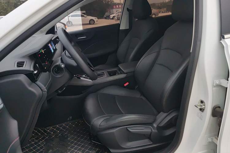 Used Roewe i5 2023 1.5L CVT Luxury Edition Left Front Seat