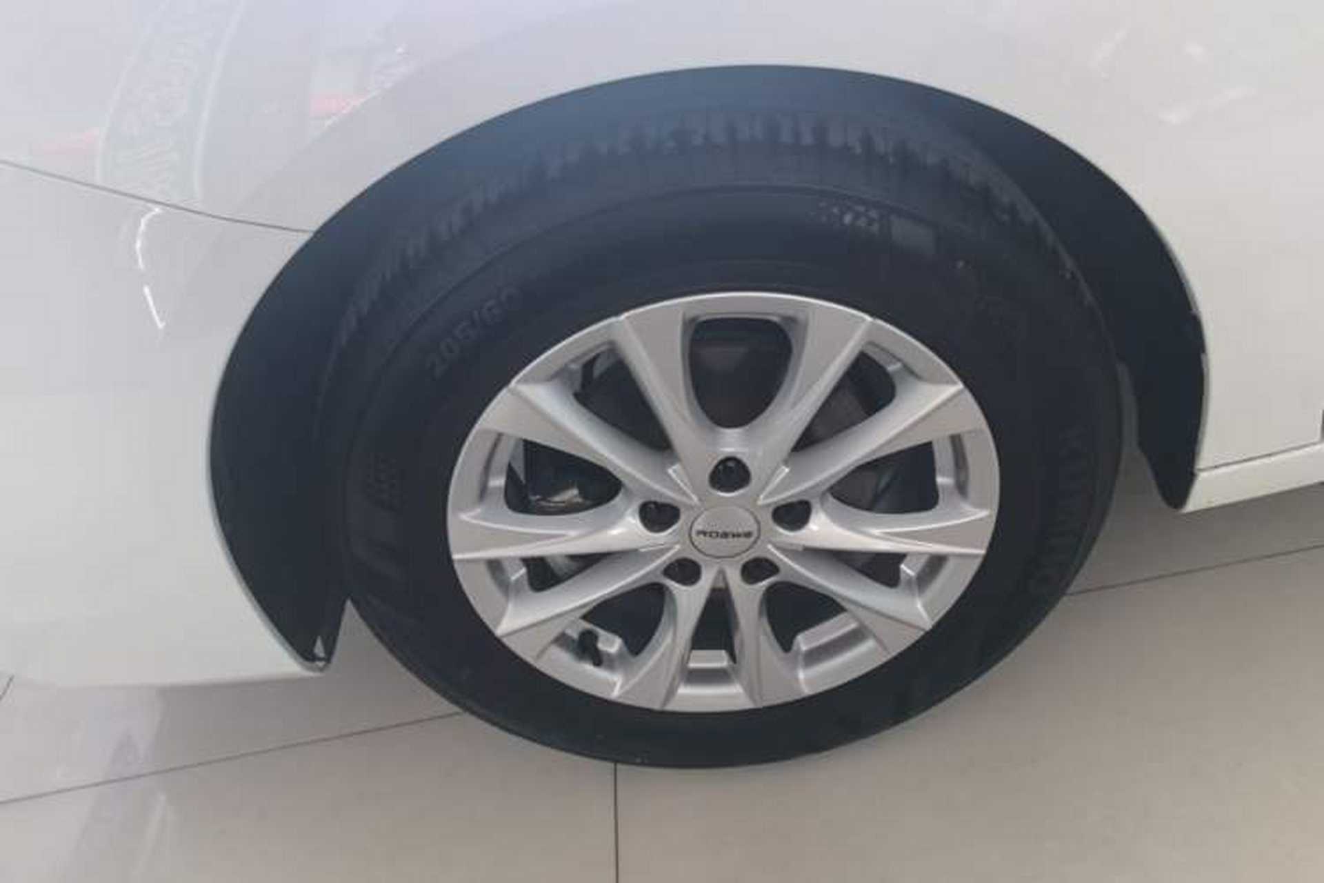Used Roewe i5 2023 1.5L Manual Comfort Edition Left Front Wheel Hub