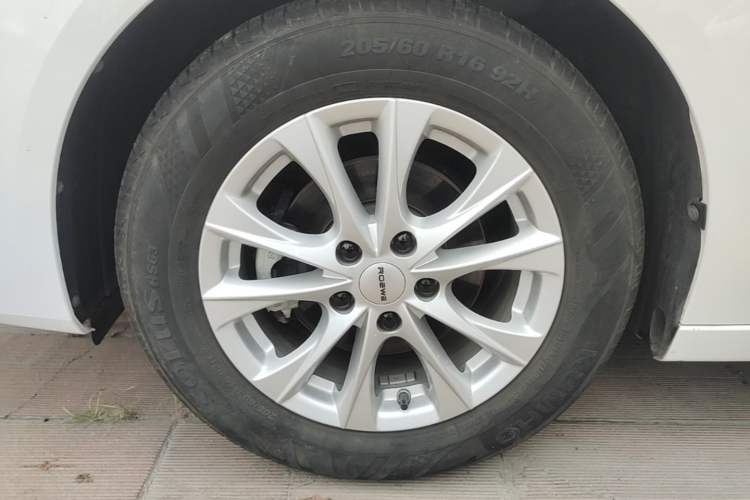 Used Roewe i5 2023 1.5L CVT Luxury Edition Left Front Wheel Hub