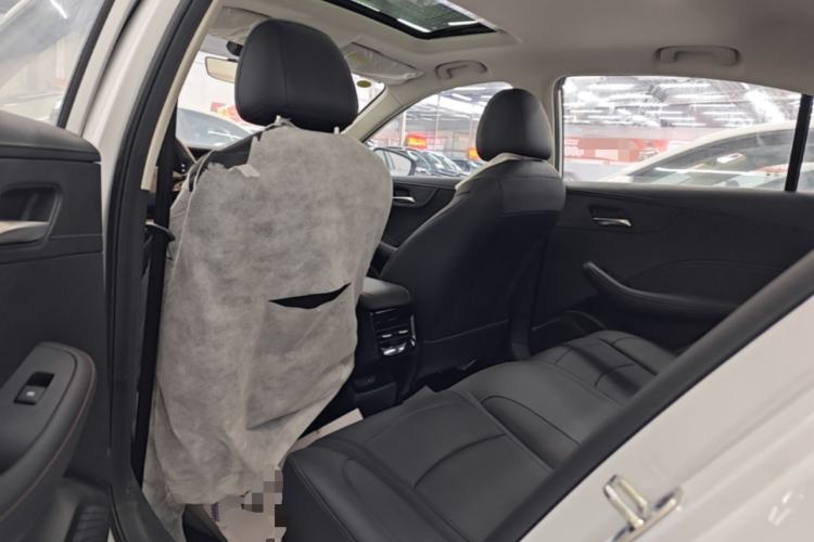 Used Roewe i5 2023 1.5L CVT Luxury Edition Left Rear Seat