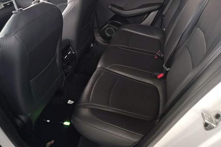 Used Roewe i5 2023 1.5L CVT Luxury Edition Left Rear Seat
