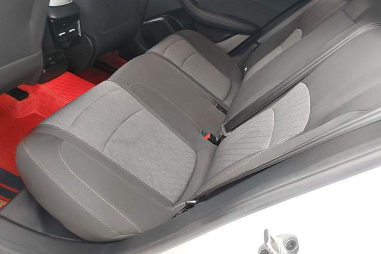 Used Roewe i5 2023 1.5L Manual Comfort Edition Left Rear Seat
