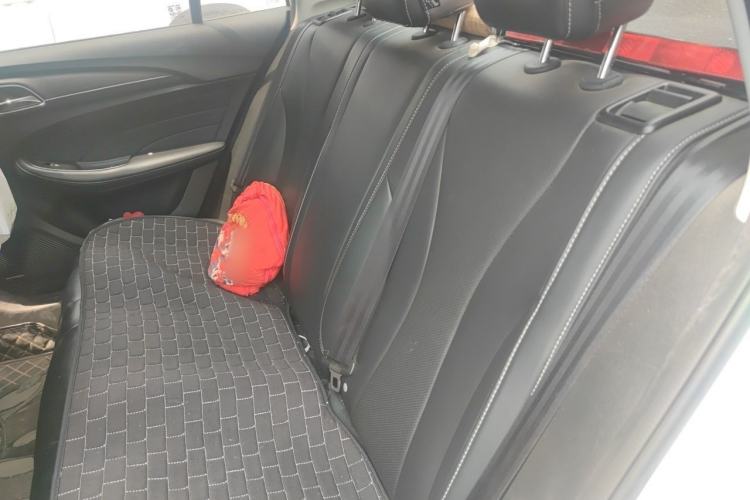 Used Roewe i5 2023 1.5L CVT Luxury Edition Left Rear Seat