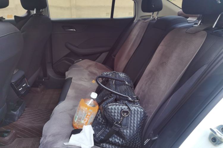 Used Roewe i5 2023 1.5L Manual Comfort Edition Left Rear Seat