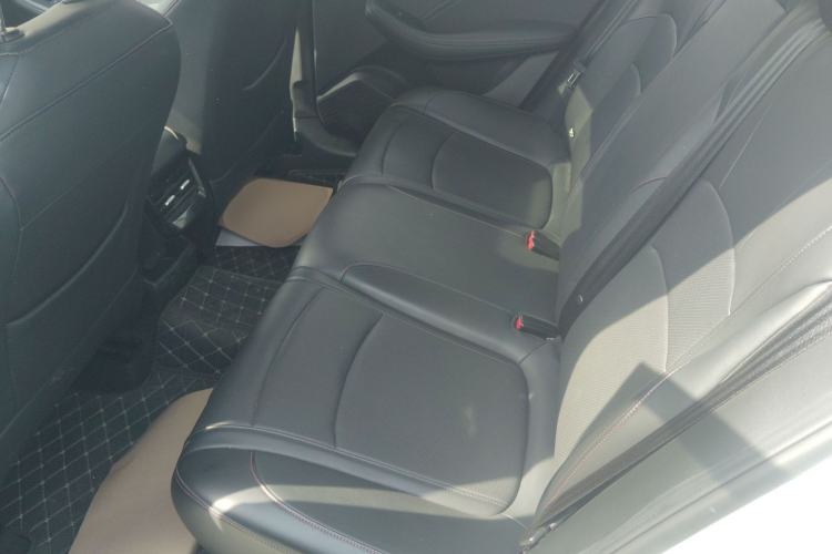 Used Roewe i5 2023 1.5L CVT Luxury Edition Left Rear Seat