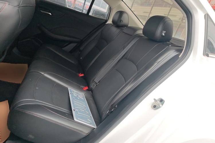 Used Roewe i5 2023 1.5L CVT Luxury Edition Left Rear Seat