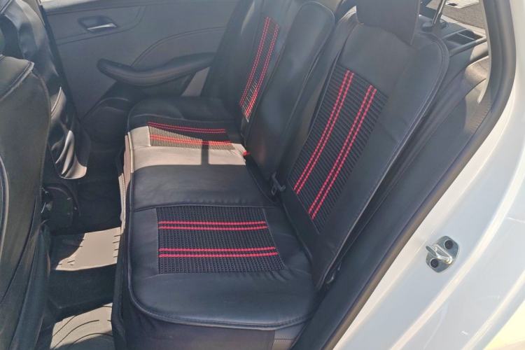 Used Roewe i5 2023 1.5L CVT Luxury Edition Left Rear Seat