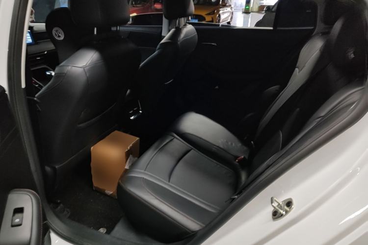 Used Roewe i5 2023 1.5L CVT Luxury Edition Left Rear Seat