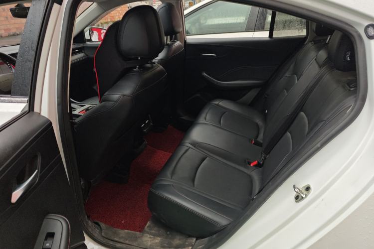 Used Roewe i5 2023 1.5L CVT Luxury Edition Left Rear Seat