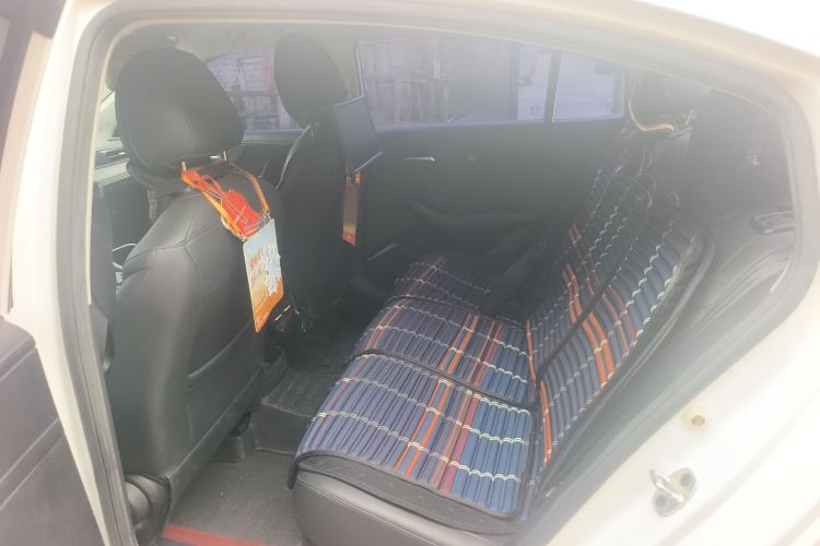 Used Roewe i5 2023 1.5L CVT Luxury Edition Left Rear Seat