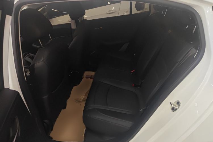 Used Roewe i5 2023 1.5L CVT Luxury Edition Left Rear Seat