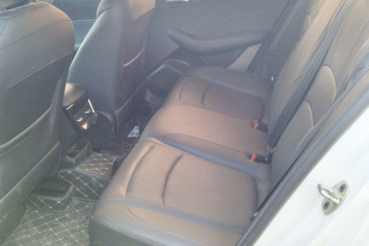 Used Roewe i5 2023 1.5L CVT Luxury Edition Left Rear Seat