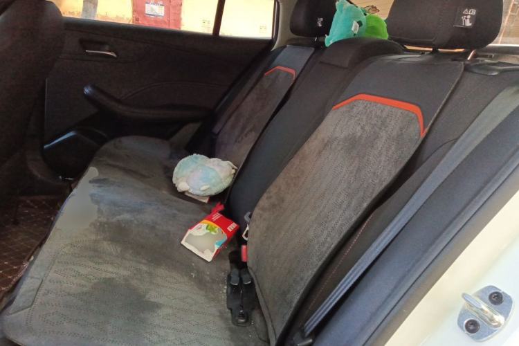 Used Roewe i5 2023 1.5L Manual Comfort Edition Left Rear Seat