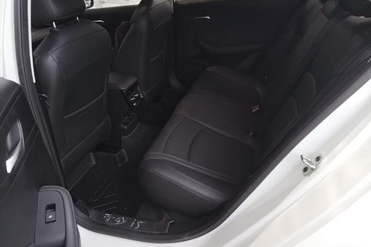 Used Roewe i5 2023 1.5L Manual Excellence Edition Left Rear Seat