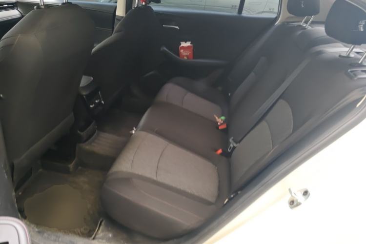 Used Roewe i5 2023 1.5L Manual Comfort Edition Left Rear Seat