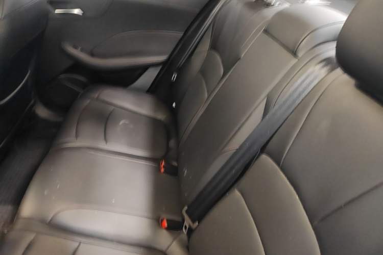 Used Roewe i5 2023 1.5L CVT Luxury Edition Left Rear Seat