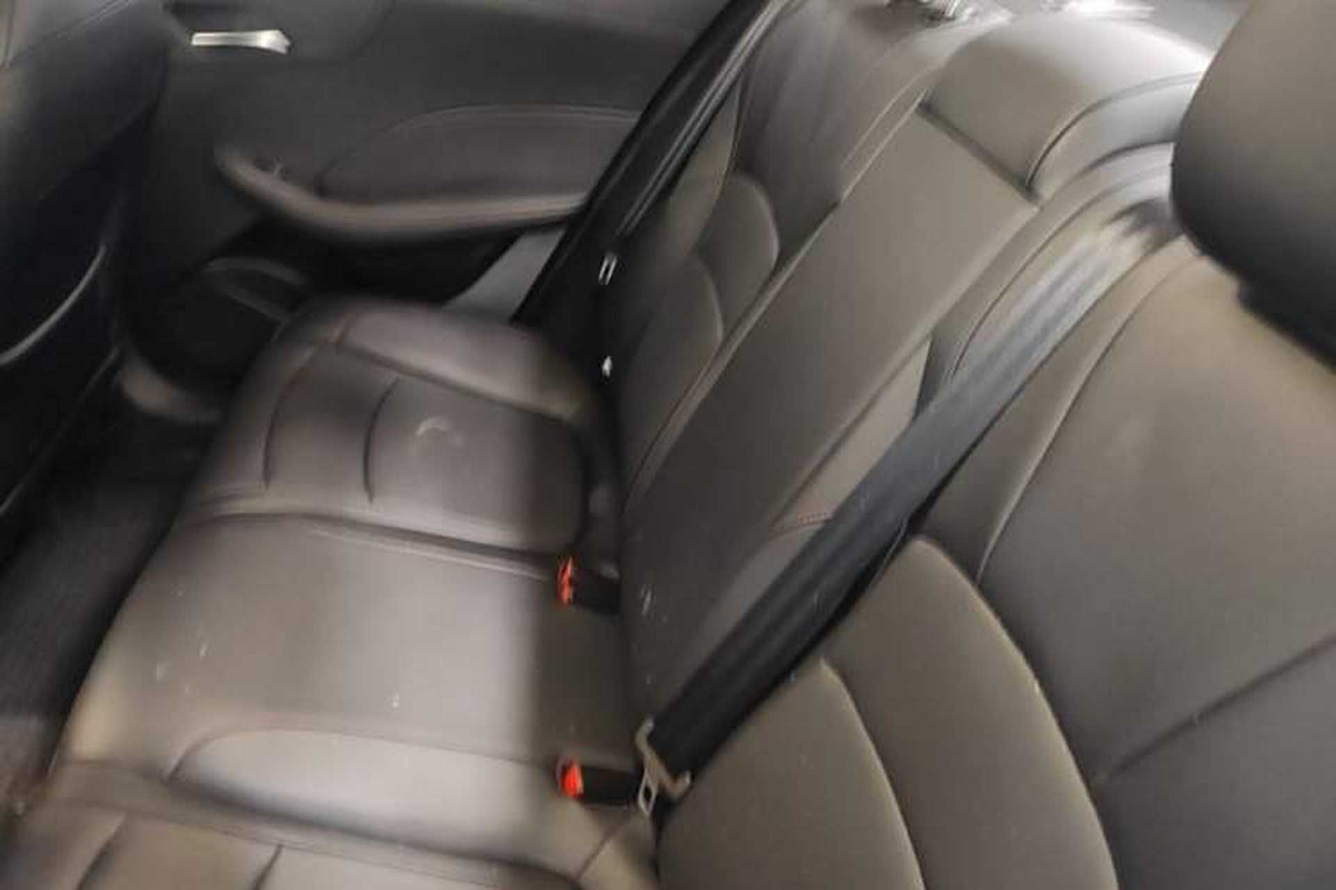 Used Roewe i5 2023 1.5L CVT Luxury Edition Left Rear Seat