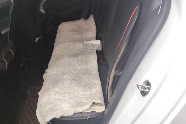 Used Roewe i5 2023 1.5L Manual Comfort Edition Left Rear Seat