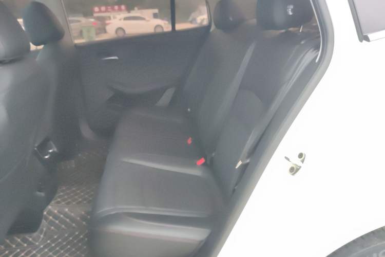 Used Roewe i5 2023 1.5L CVT Luxury Edition Left Rear Seat