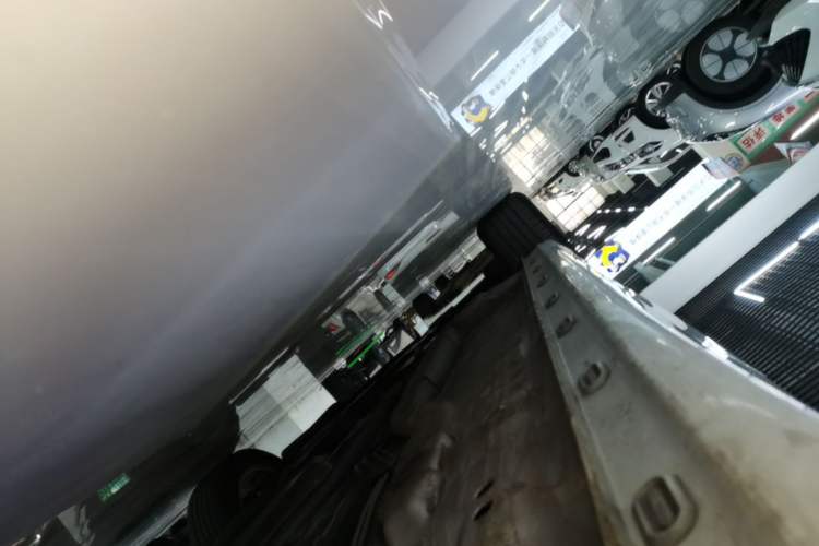 Used Roewe i5 2023 1.5L CVT Luxury Edition Left Side Sill