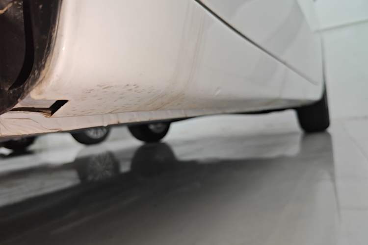 Used Roewe i5 2023 1.5L CVT Luxury Edition Left Side Sill