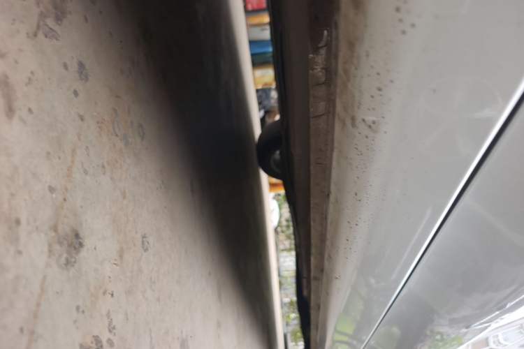 Used Roewe i5 2023 1.5L CVT Luxury Edition Left Side Sill