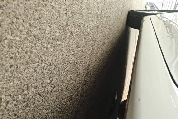 Used Roewe i5 2023 1.5L CVT Luxury Edition Left Side Sill