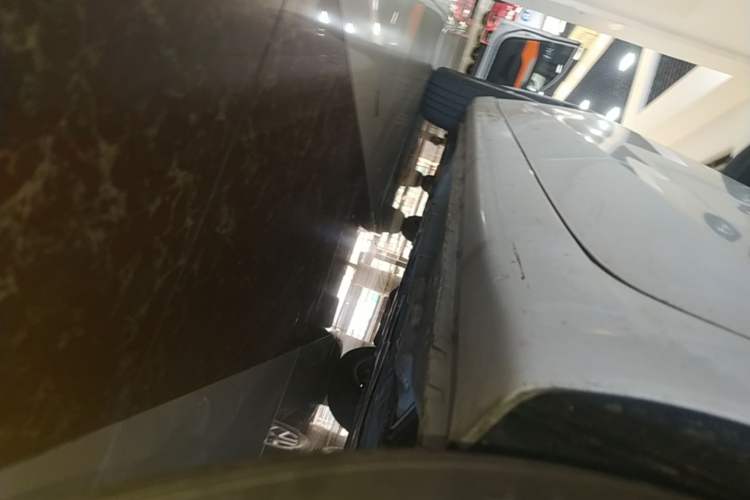 Used Roewe i5 2023 1.5L CVT Luxury Edition Left Side Sill