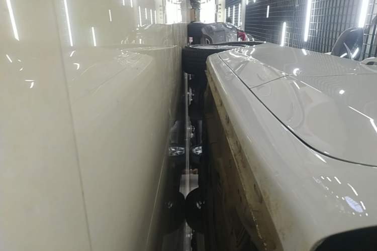 Used Roewe i5 2023 1.5L CVT Luxury Edition Left Side Sill