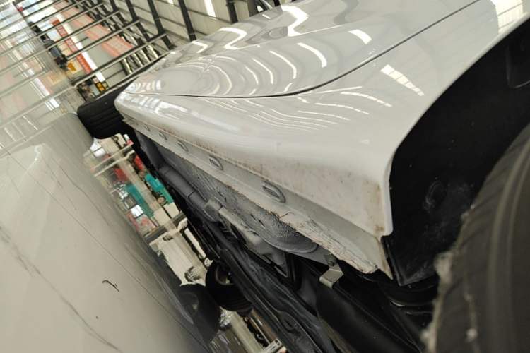 Used Roewe i5 2023 1.5L Manual Excellence Edition Left Side Sill