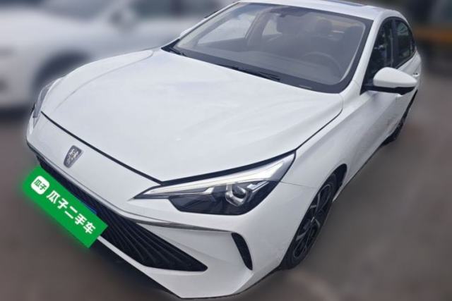Roewe i5 2023 1.5L CVT Luxury Edition usata