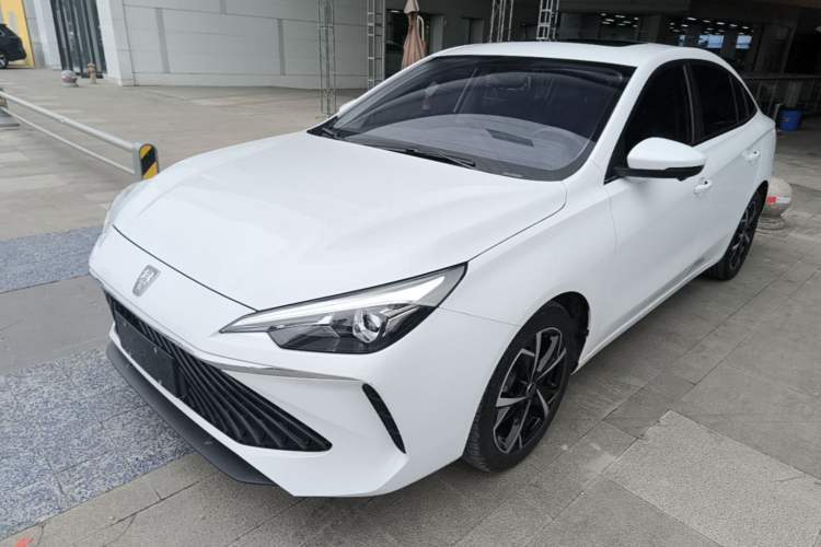 Used Roewe i5 2023 1.5L CVT Luxury Edition Guazi used car, China used car export, Used car for sale, Used cars, Cheapest cars for sale