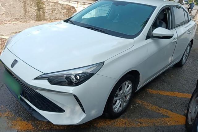 Roewe i5 2023 1.5L Manual Comfort Edition usado