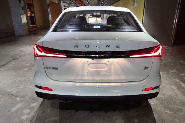 Used Roewe i5 2023 1.5L Manual Comfort Edition Rear