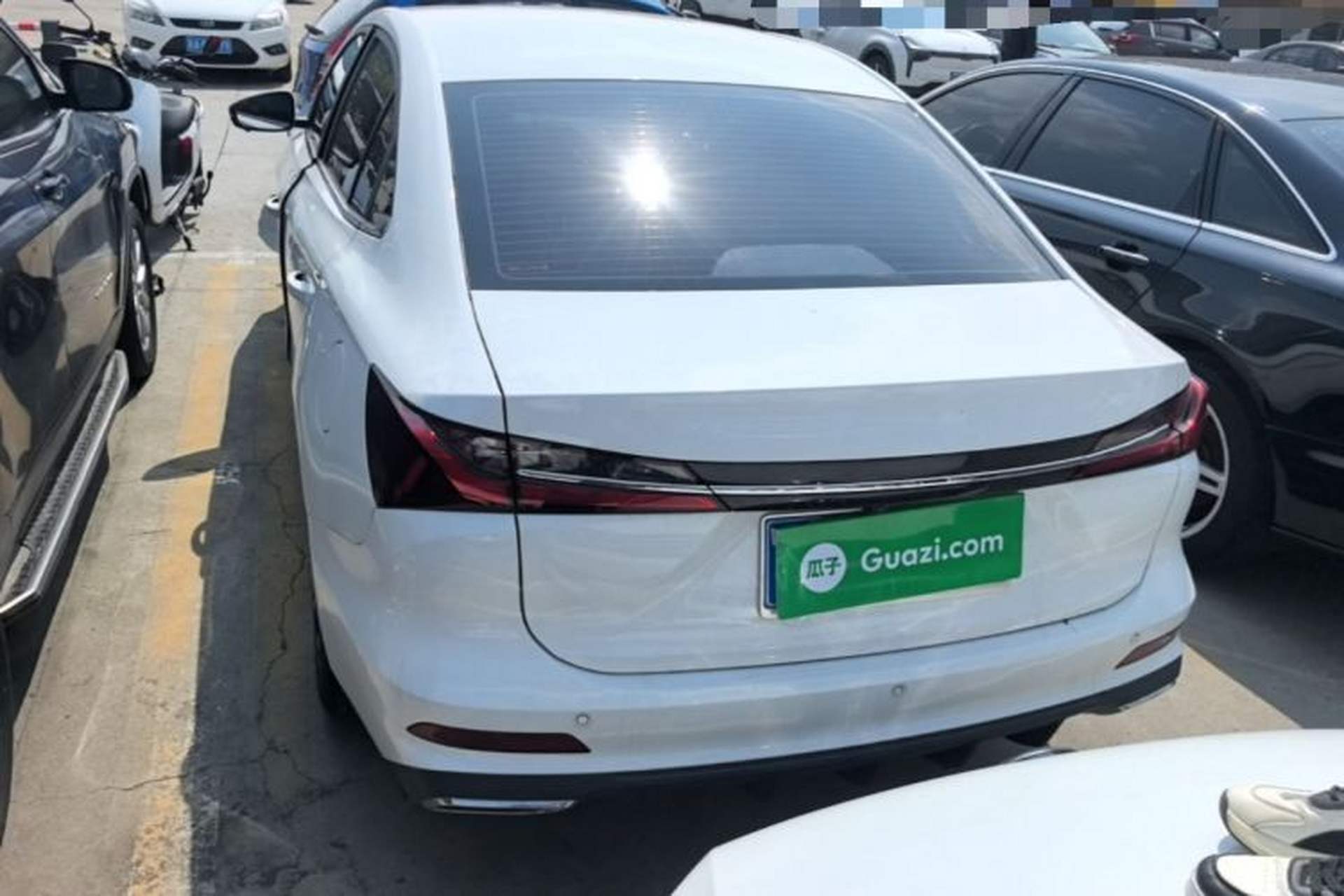 Used Roewe i5 2023 1.5L CVT Luxury Edition Rear