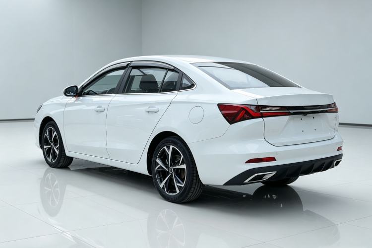 Used Roewe i5 2023 1.5L CVT Luxury Edition Rear Left 45 Deg