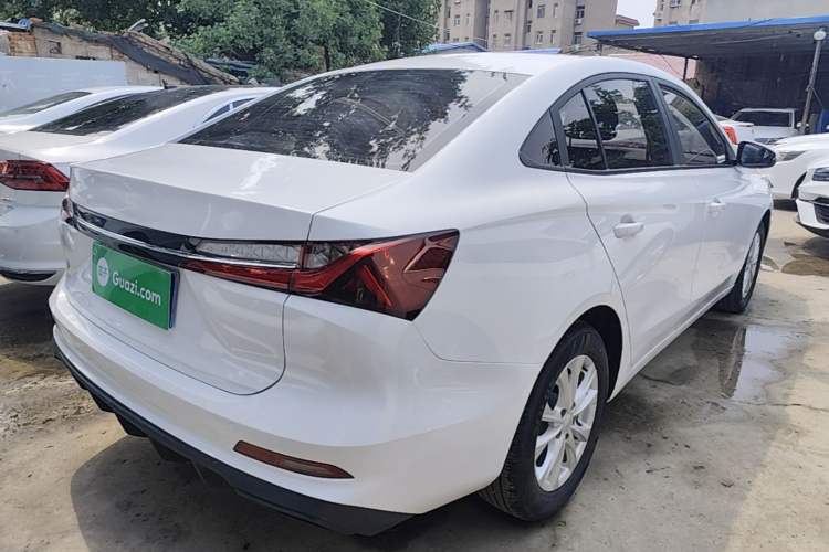 Used Roewe i5 2023 1.5L Manual Comfort Edition Rear Right 45 Deg