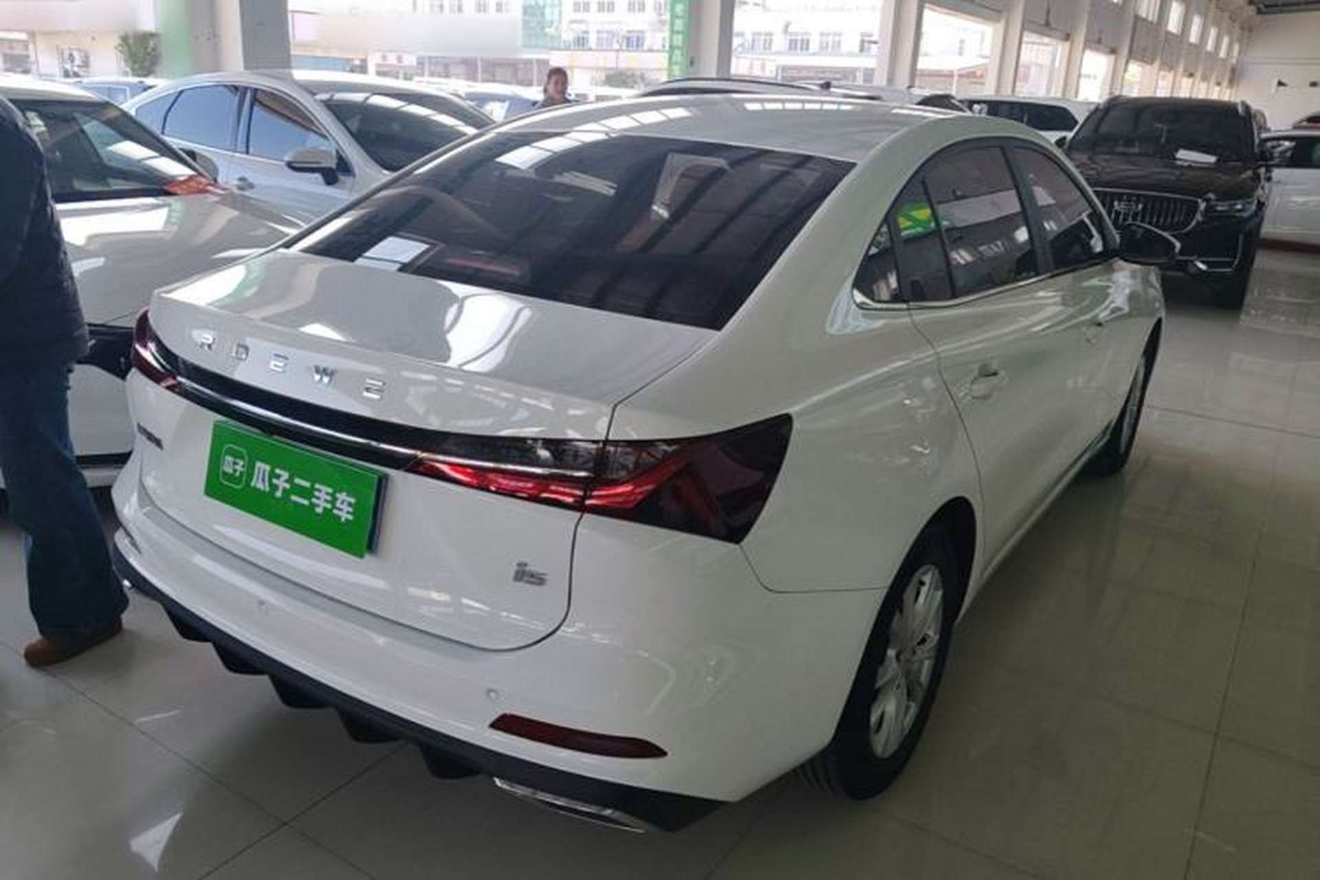 Used Roewe i5 2023 1.5L CVT Luxury Edition Rear Right 45 Deg