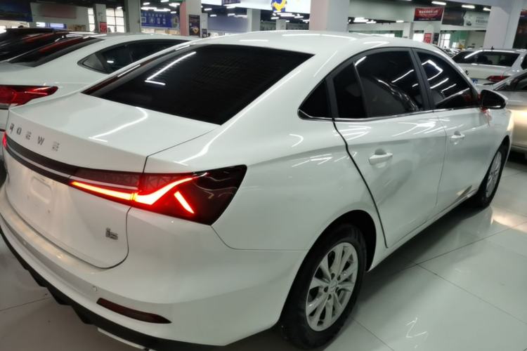 Used Roewe i5 2023 1.5L CVT Luxury Edition Rear Right 45 Deg