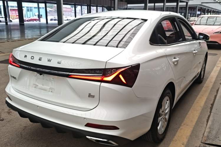 Used Roewe i5 2023 1.5L CVT Luxury Edition Rear Right 45 Deg